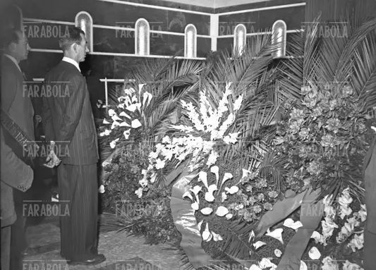 Corone di fiori al Cimitero per la Tragedia di Superga, 1949