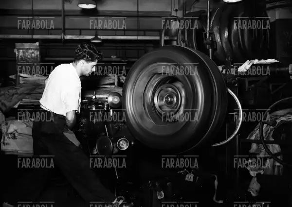 Stabilimento Pirelli, Milano, 1949