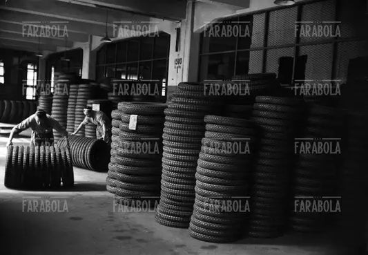 Stabilimento Pirelli, Milano, 1949
