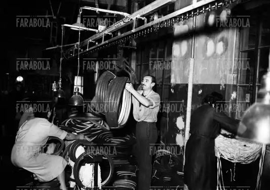 Stabilimento Pirelli, Milano, 1949