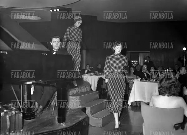 Sfilata della Rinascente, Albergo Duomo, Milano, 1950