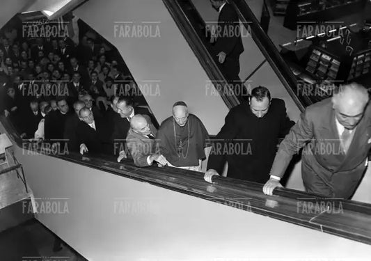 Umberto Brustio e il Cardinale Schuster, inaugurazione della nuova Rinascente, Milano, 1950
