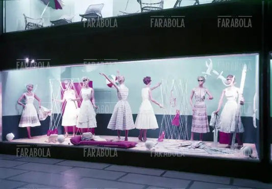 Manichini in vetrina, La Rinascente, Milano, anni 50