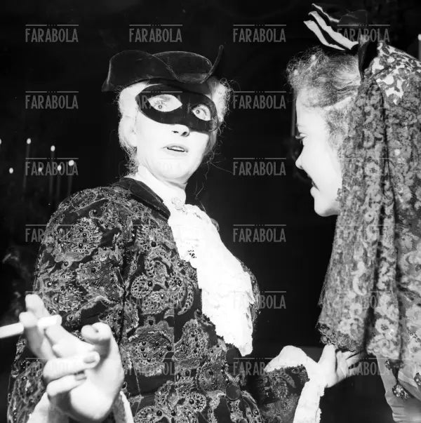 Barbara Hutton al Bal Oriental a Palazzo Labia, Venezia, 1951
