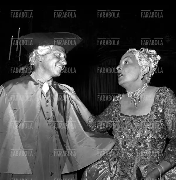 Don Carlos De Beistegui e la Principessa Borbone al Bal Oriental a Palazzo Labia, Venezia, 1951
