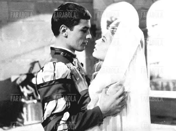 Brigitte Bardot e Alain Delon, Film Gli amori celebri, 1951