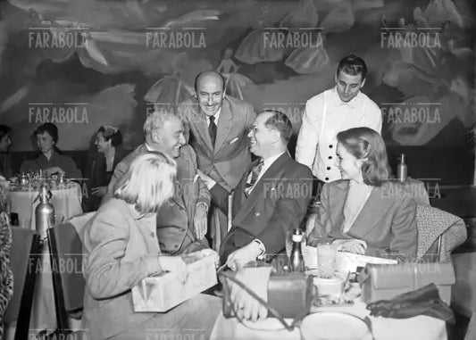 Umberto e Giorgio Brustio alla sfilata della Rinascente, Milano, 1952