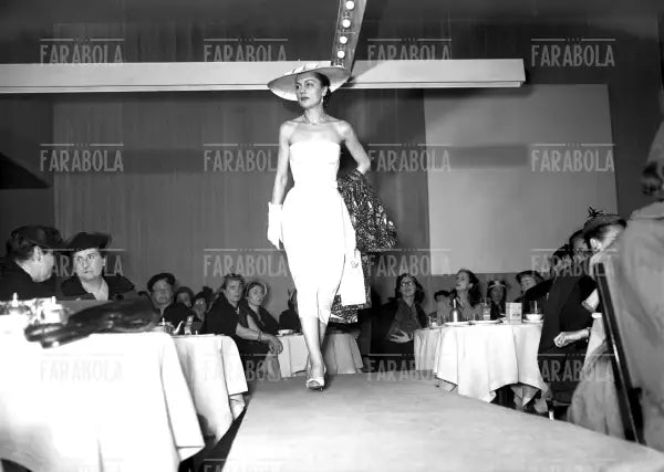 Sfilata di primavera della Rinascente, Milano, 1952