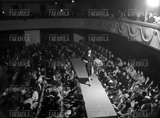 Sfilata della Rinascente, Teatro Manzoni, Milano, 1953