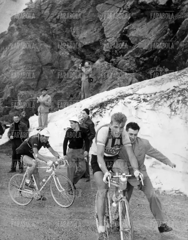Cleto Maule vince la tappa di Merano, Giro d'Italia, 1956