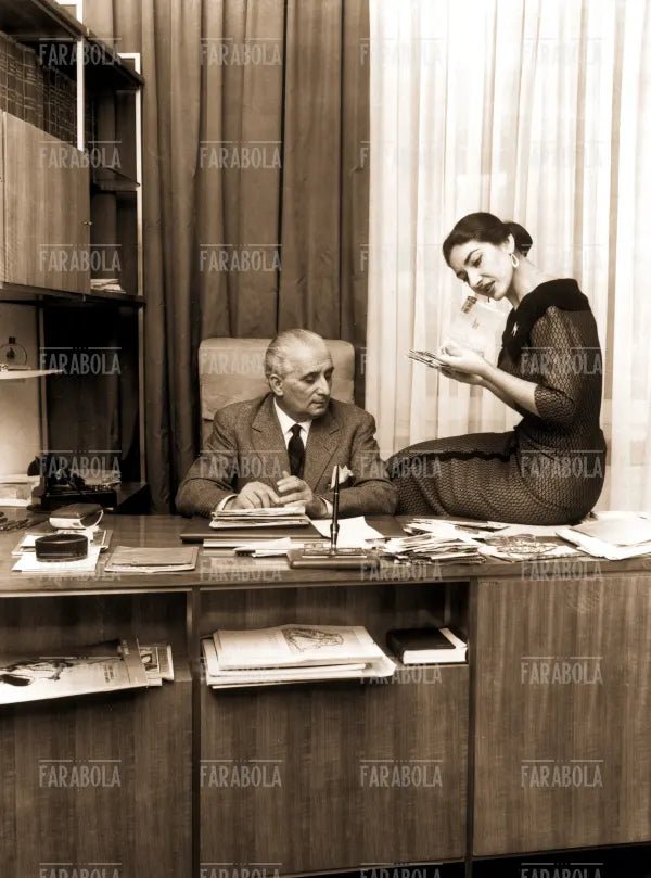 Maria Callas e il marito Giovanni Battista Meneghini a casa, Milano, 1956