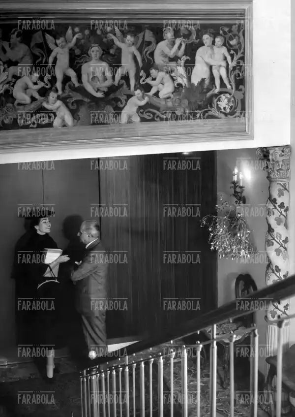 Maria Callas e il marito Giovanni Battista Meneghini a casa, Milano, 1956
