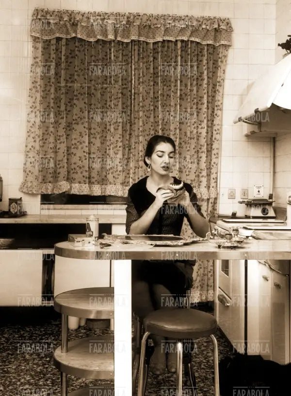 Maria Callas a casa, Milano, 1956