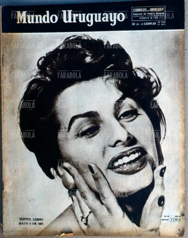 Sophia Loren, Copertina di Mondo Uruguayo, 1957