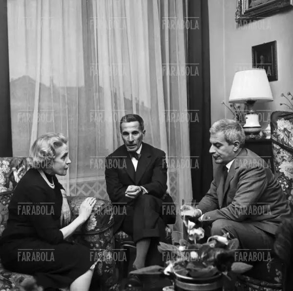 Gianna Manzini, Dino Buzzati ed Elio Vittorini, Casa Editrice Mondadori, Milano, 1958