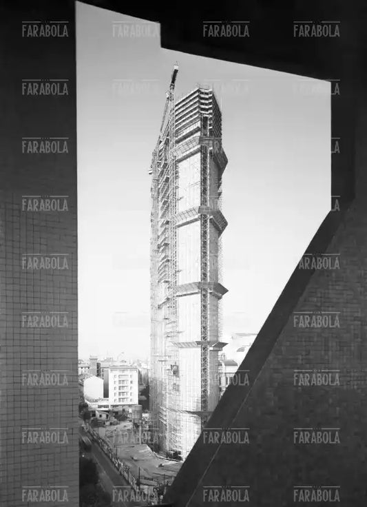 Grattacielo Pirelli in costruzione, 1958