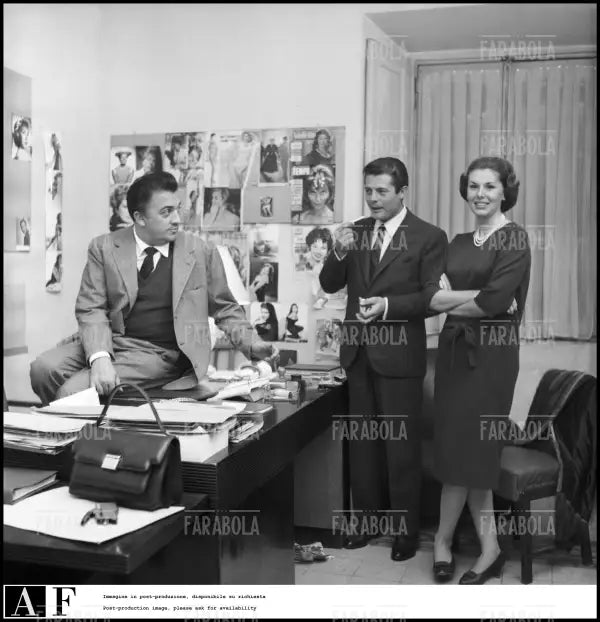 Marcello Mastroianni, Federico Fellini e Madeleine Fischer, Roma, 1958