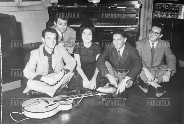 Mina con il suo primo complesso, The Happy Boys, 1958