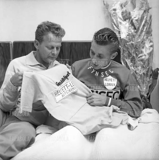 Jacques Anquetil e Mickey Wiegand con la maglia rosa, Giro d'Italia, Salsomaggiore Terme, 1959