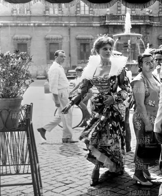 Sophia Loren sul set, Film La baia di Napoli, Roma, 1959