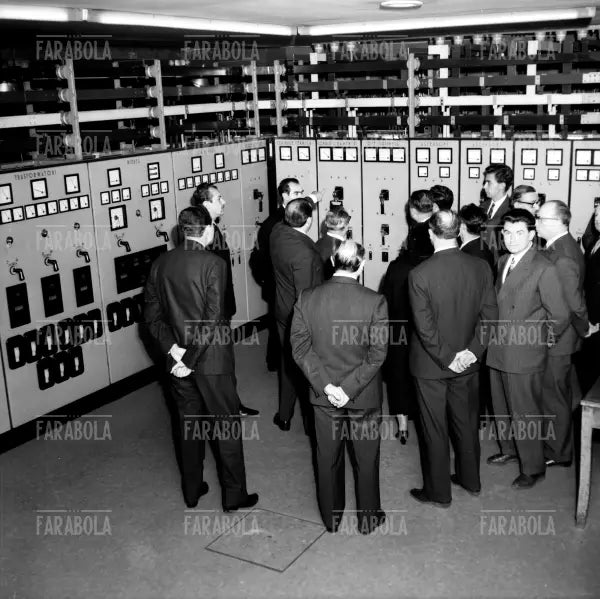 Visitatori alla Rinascente, Milano, 1959