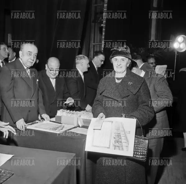 Premiazione dei dipendenti della Rinascente, Milano, 1959