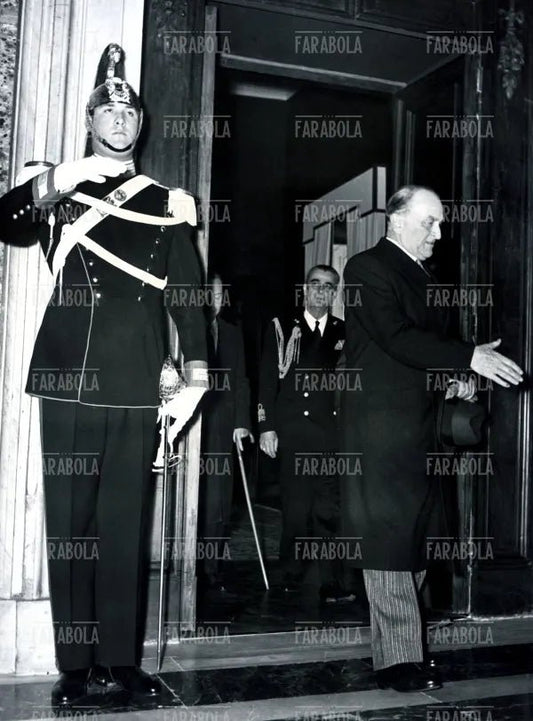 Cesare Merzagora dopo il colloquio con il presidente Gronchi, Roma, 1959