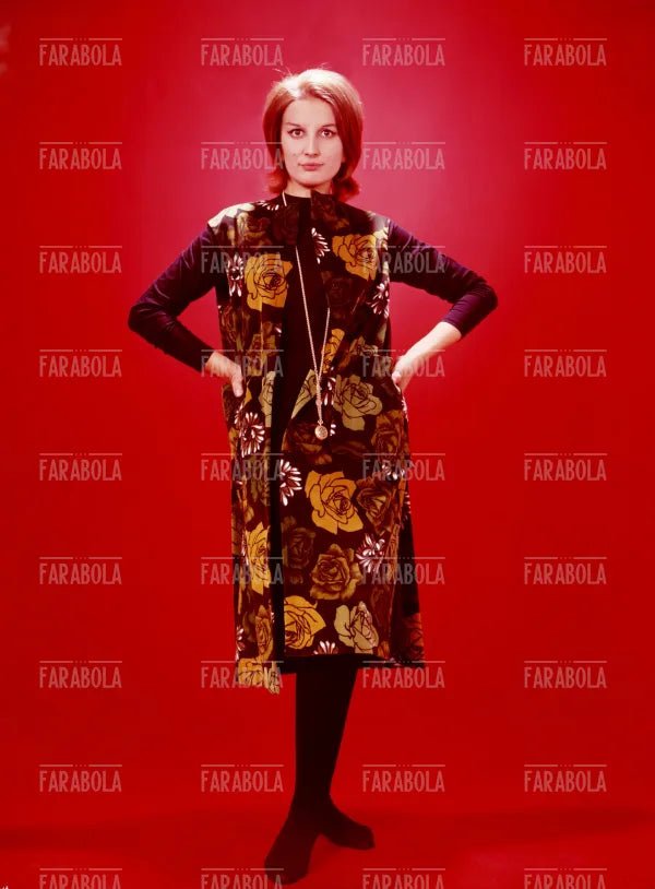 Mina nello Studio Farabola, 1959