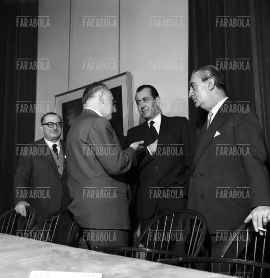 Aldo Borletti, riunione per il Compasso d'Oro alla Rinascente, Milano, 1960