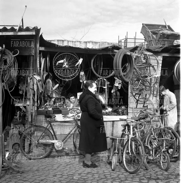 Mercato di Porta Portese, Roma, 1960