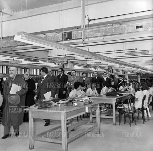 Visita allo stabilimento APEM della Rinascente, Vimodrone, 1960