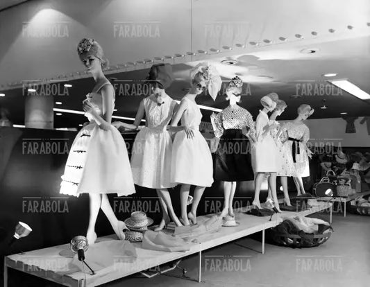 Manichini alla Rinascente, Milano, 1960