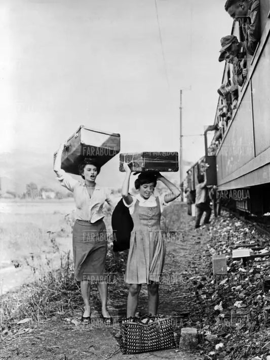 Sophia Loren e Eleonora Brown sul set, Film La ciociara, 1960