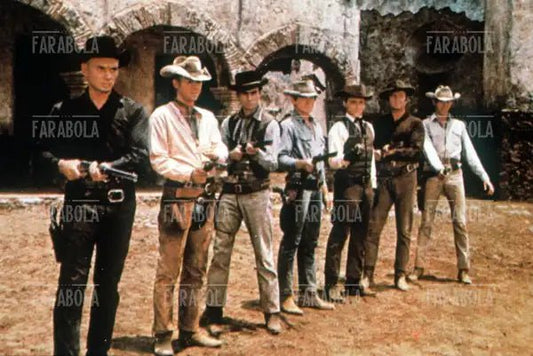 Yul Brynner, Steve McQueen, Horst Buchholz, Charles Bronson, Robert Vaughn, Brad Dexter e James Coburn, Film I magnifici sette, 1960