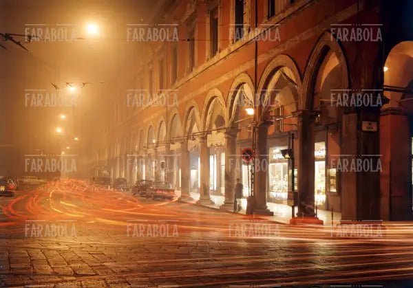 Portico del Pavaglione in Piazza Maggiore, Bologna, anni 60