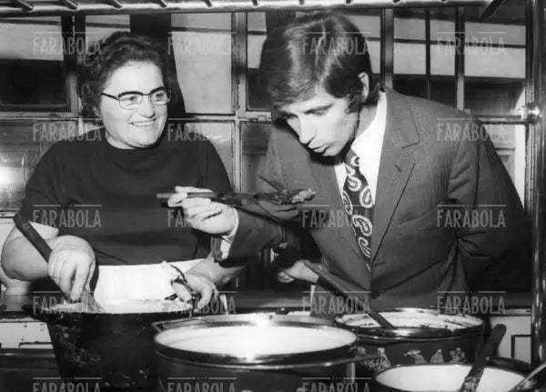 Gianni Rivera con la madre, anni 60