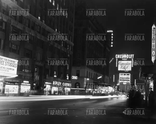 Broadway di notte, New York, 1961