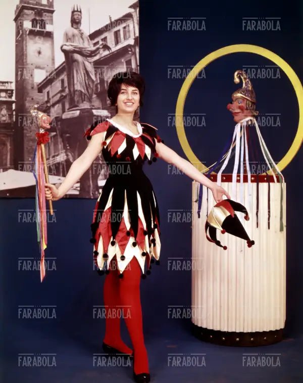 Mina nello Studio Farabola, 1961