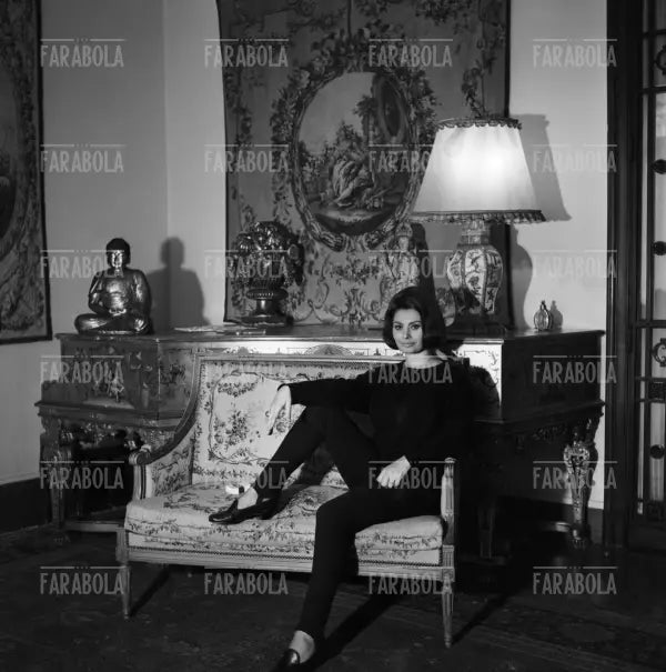 Sophia Loren a casa, Parigi, 1962