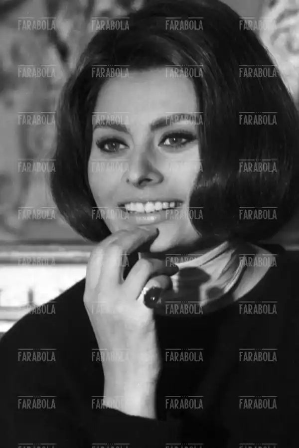 Sophia Loren a casa, Parigi, 1962