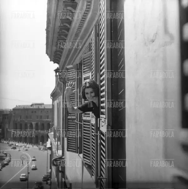 Sophia Loren a casa, Annuncio del Premio Oscar per La ciociara, Roma, 1962