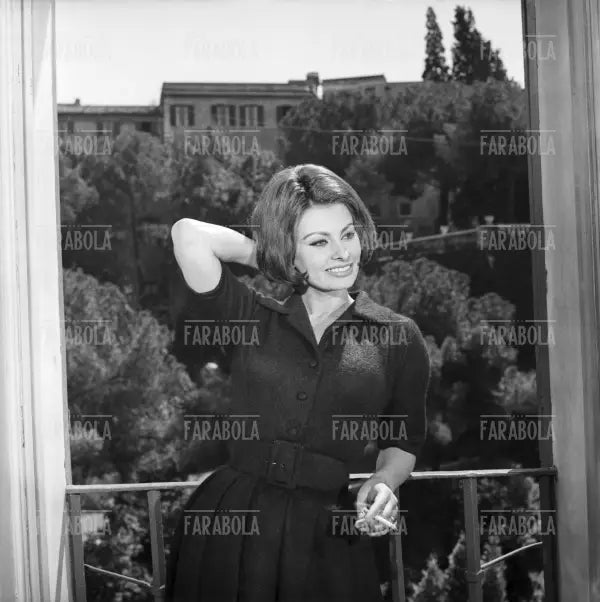 Sophia Loren a casa, Annuncio del Premio Oscar per La ciociara, Roma, 1962