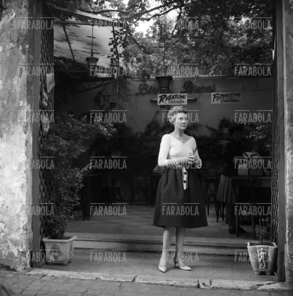 Arletty a Trastevere, Roma, 1962