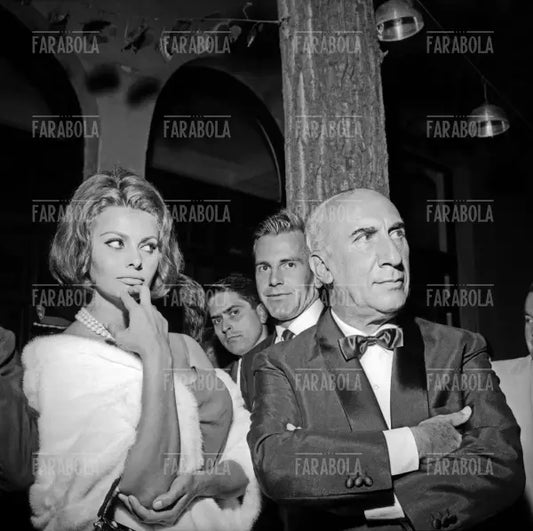 Sophia Loren, Maximilian Schell e Remigio Paone, Premio Viareggio, Viareggio, 1962