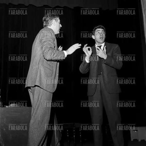 Dario Fo e Walter Chiari, Riunione al Teatro Gerolamo dopo il caso Canzonissima, Milano, 1962