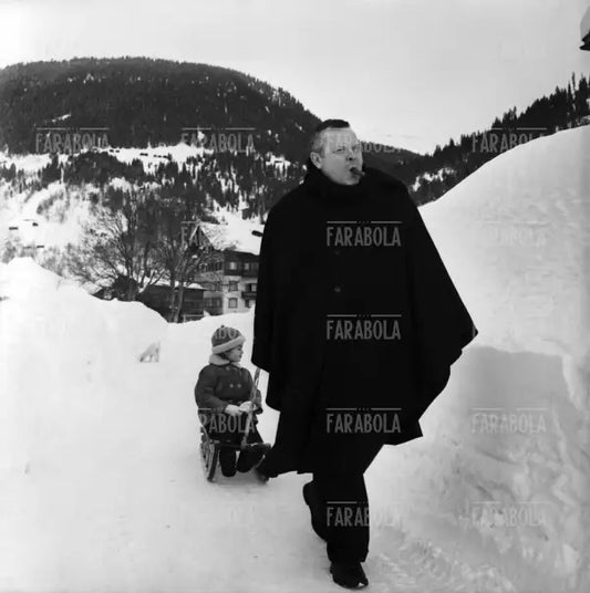 Orson Welles con la figlia Beatrice, Klosters, 1962