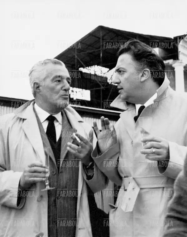 Vittorio De Sica e Federico Fellini all'inaugurazione degli studi De Laurentis, 1962