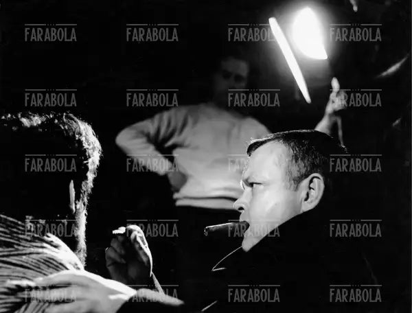 Orson Welles alle prove di trucco per il film La Bibbia, Roma, 1962