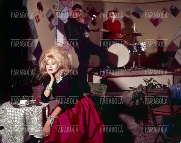 Franca Rame in uno sketch di Canzonissima, 1962