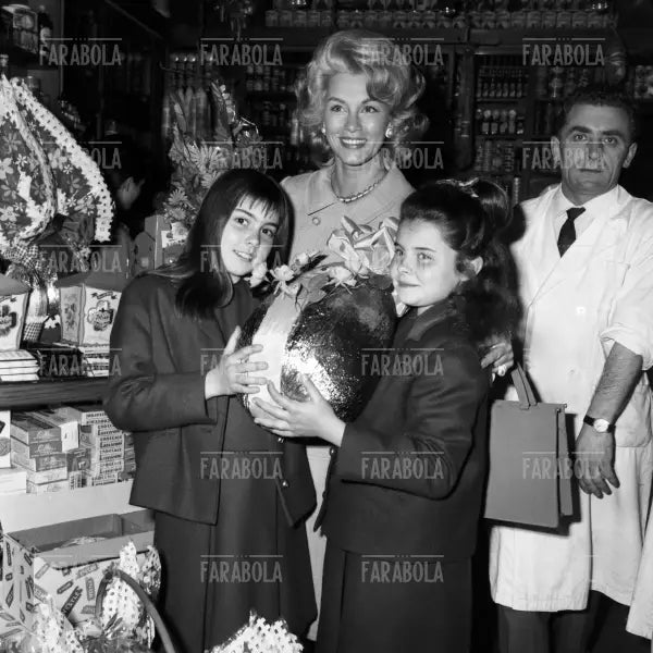 Linda Christian con le figlie Romina e Taryn Power, Roma, 1963